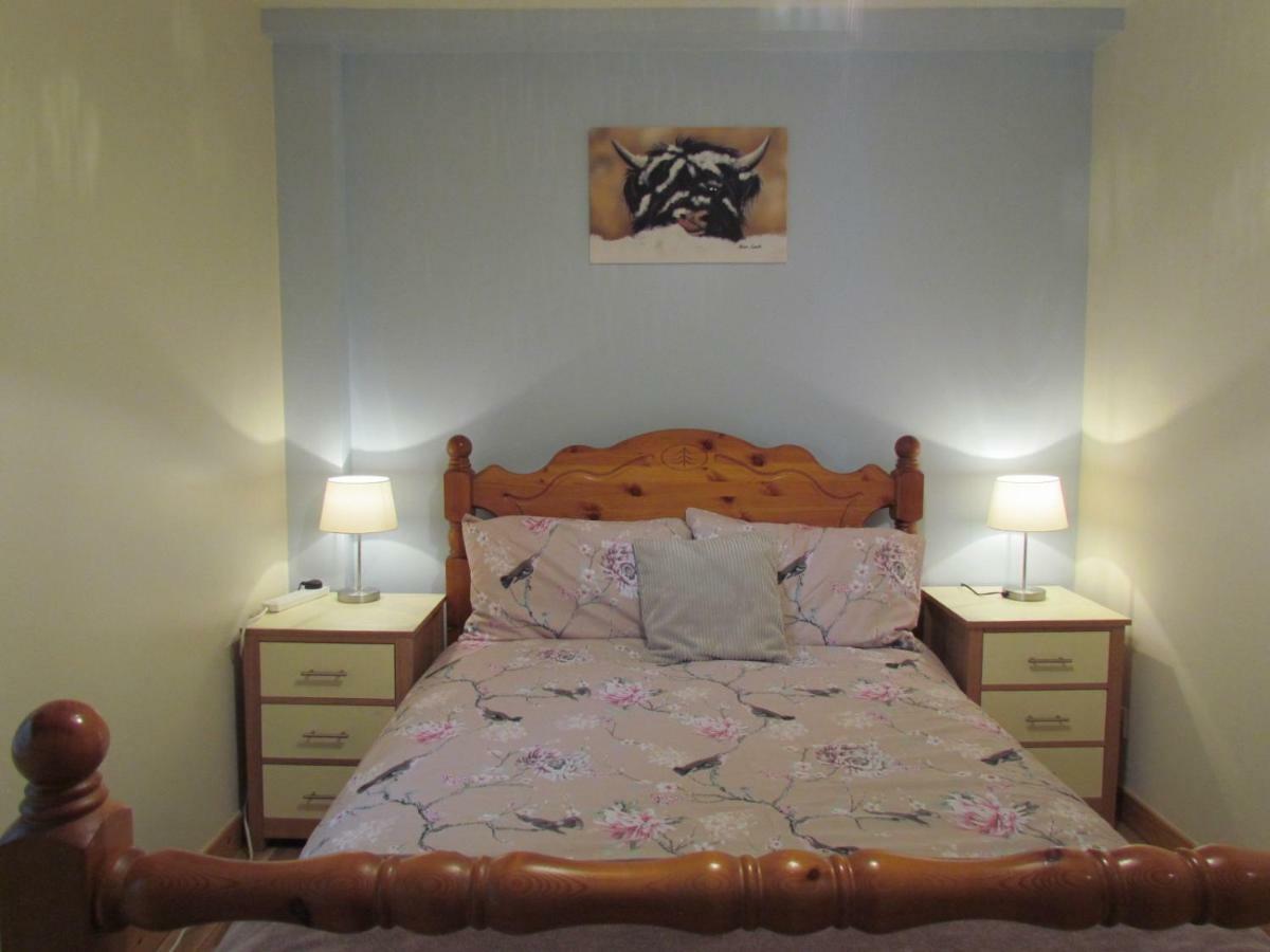 Farraline Court Apartment Инвернес Екстериор снимка