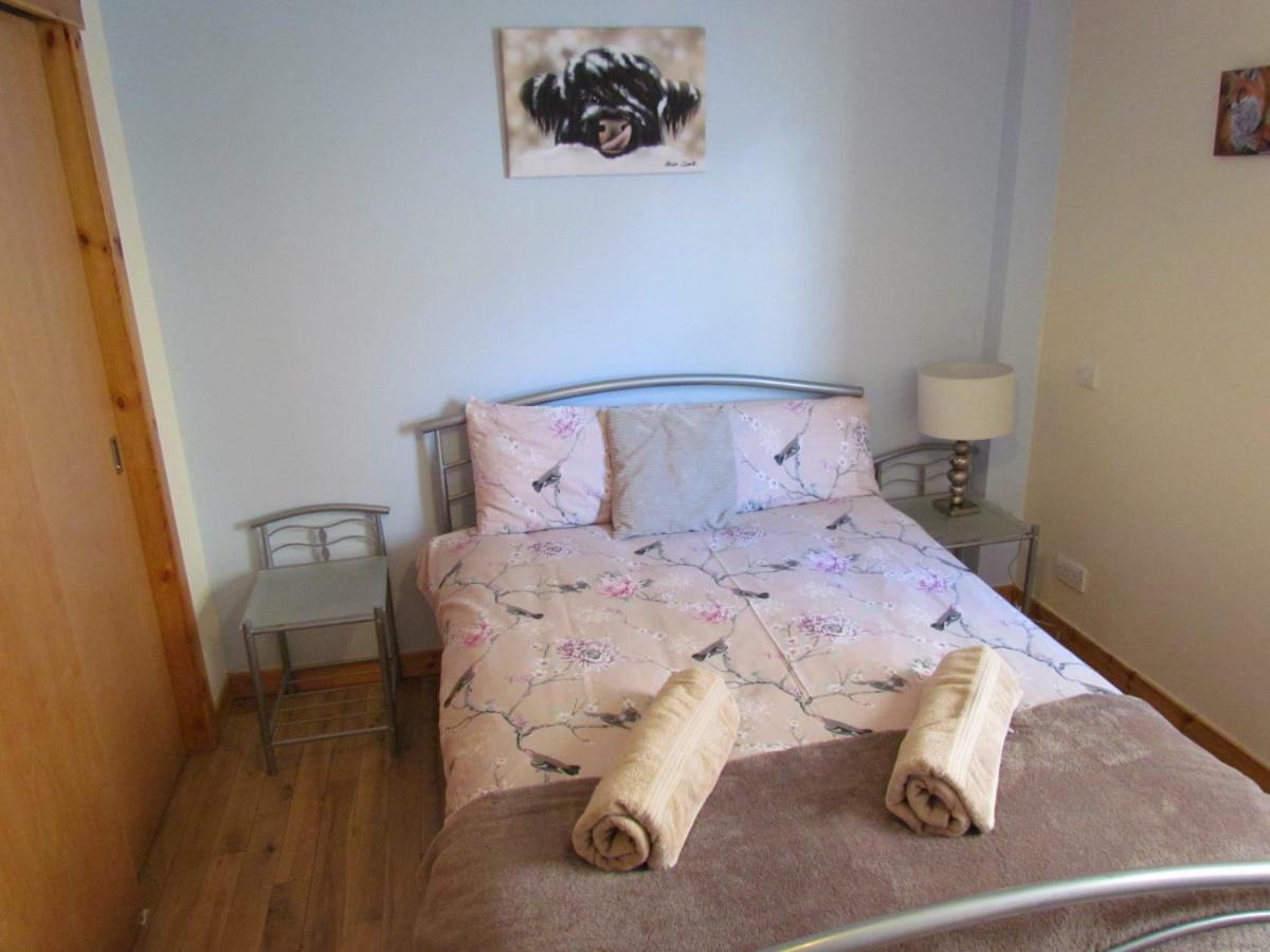 Farraline Court Apartment Инвернес Екстериор снимка